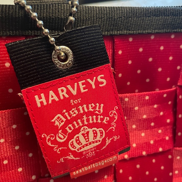 Minnie Mouse Harvey Seatbelt bag NEW limited edition HTF - Disney exclusive - Picture 5 of 15